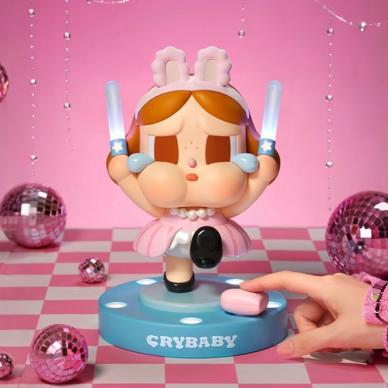 POP MART Crybaby Shiny Shiny Series Lamp