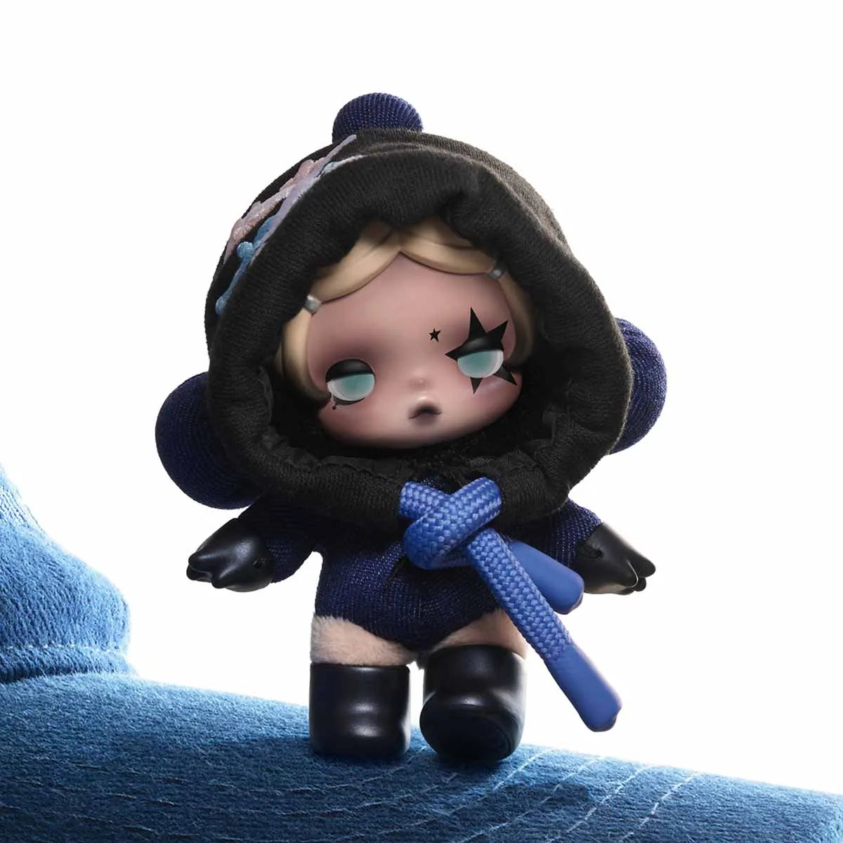POP MART θ SKULLPANDA Off Mode Series Plush Doll Pendant