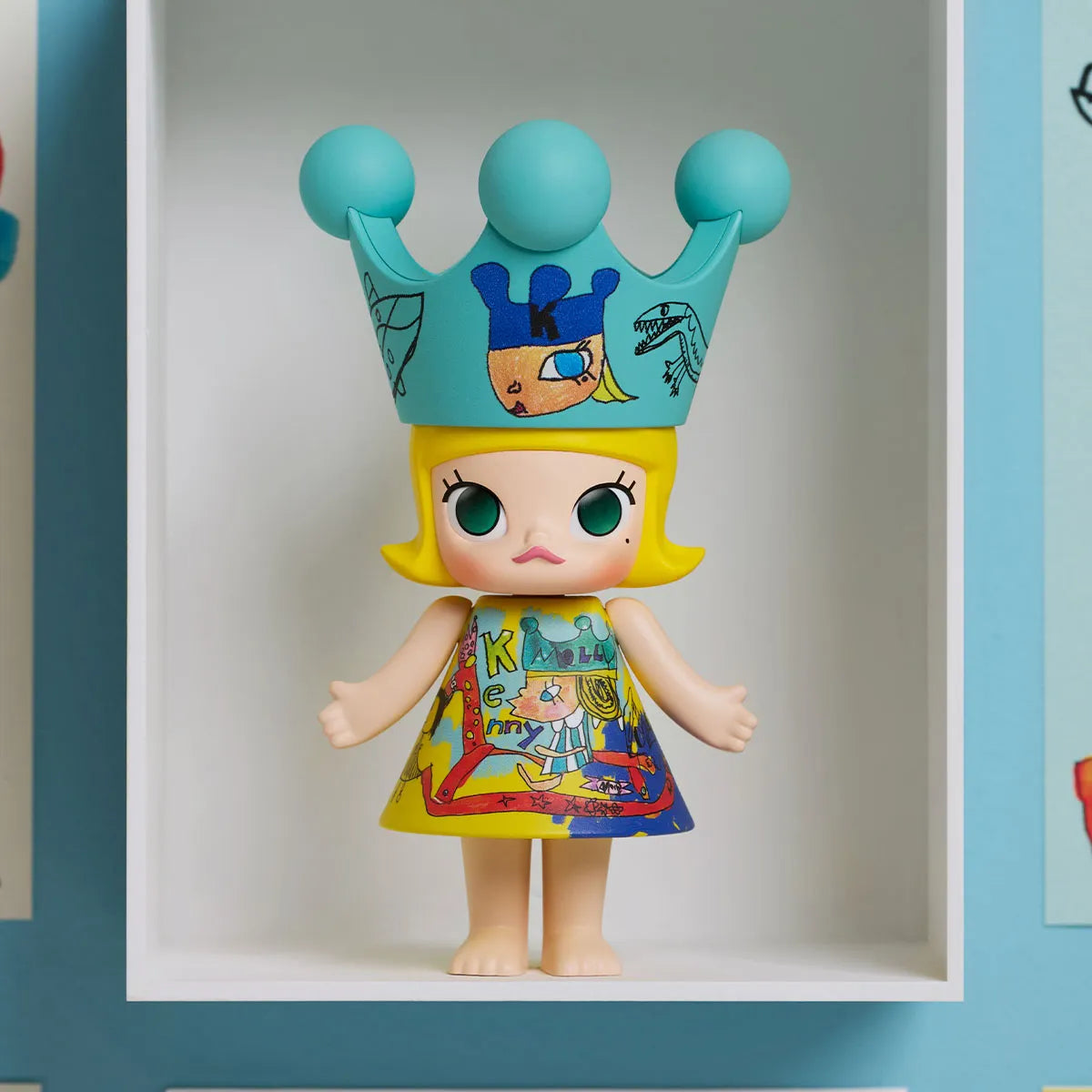 POP MART MEGA ROYAL MOLLY 100% Series 1