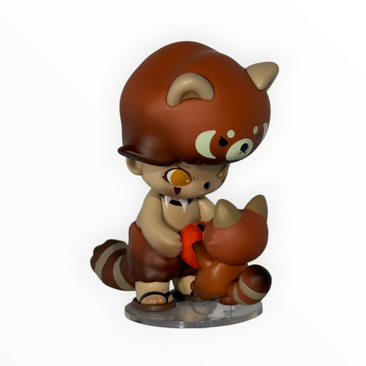 [Confirmed Figures Clearance] Dimoo - Red Panda With Apple